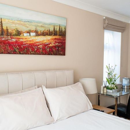 The Cedars Bed and Breakfast West Clandon Buitenkant foto